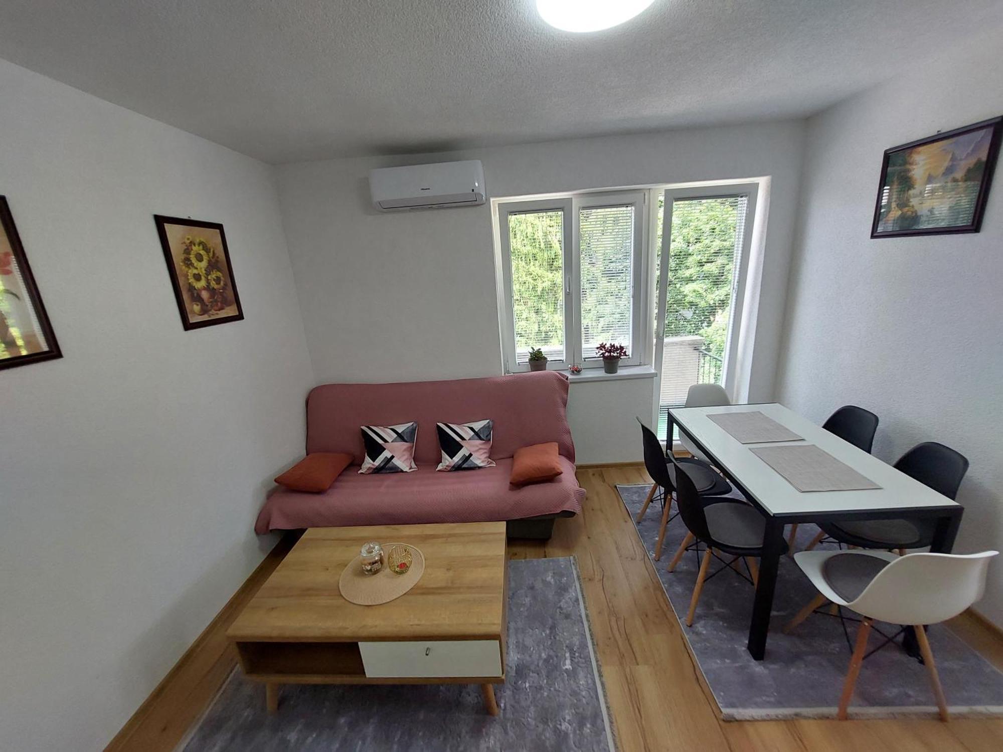 Apartman "Medeni" Bihac Ngoại thất bức ảnh
